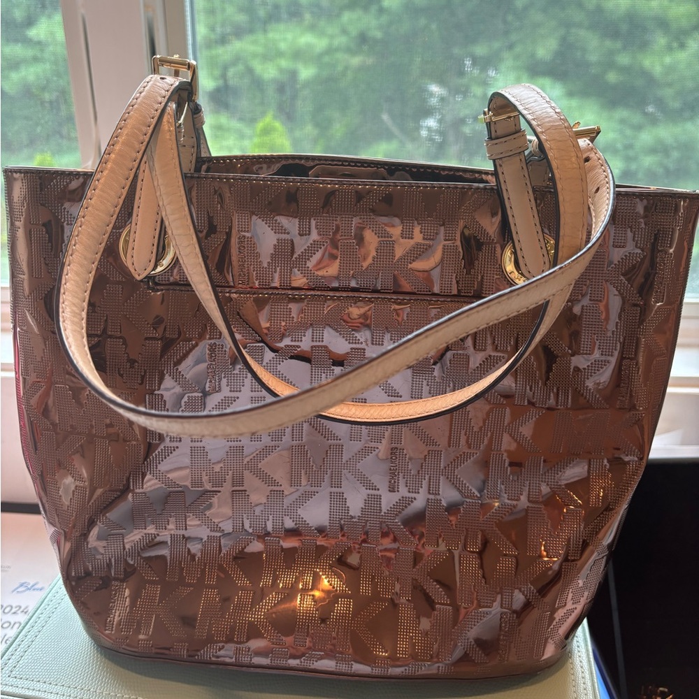 Michael Kors Bronze Mirror Metallic Jet Set Medium Tote Bag